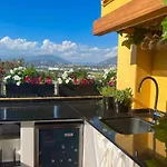 62 - Penthouse In Almendros With Fantastic Vie Lägenhet