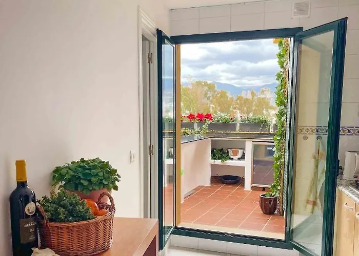 62 - Penthouse In Almendros With Fantastic Vie Appartement *