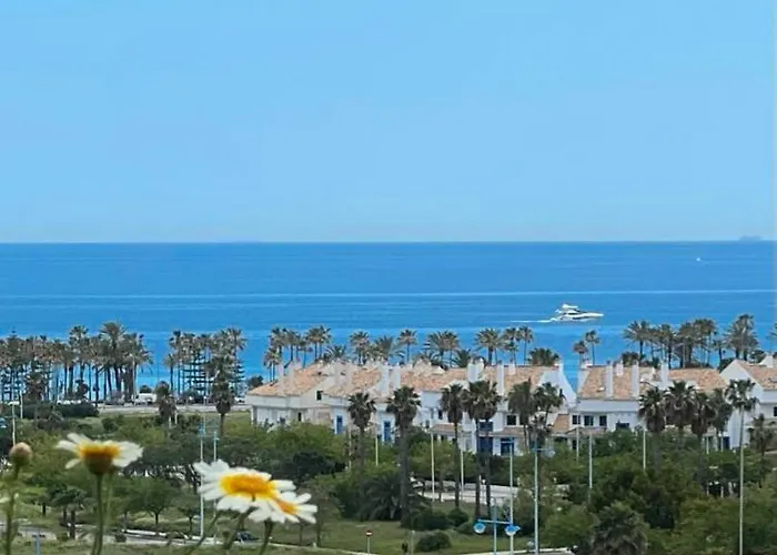 62 - Penthouse In Almendros With Fantastic Vie Marbella
