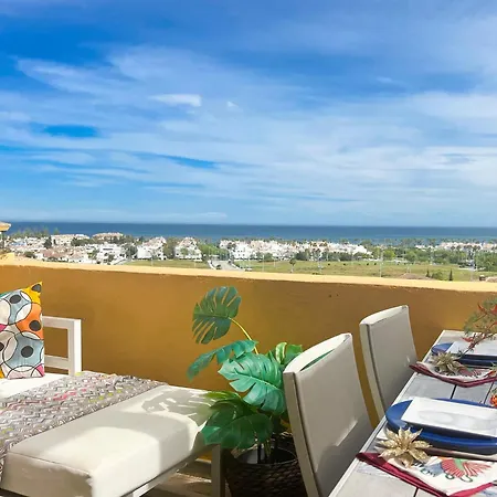 Апартаменти 62 - Penthouse In Almendros With Fantastic Vie